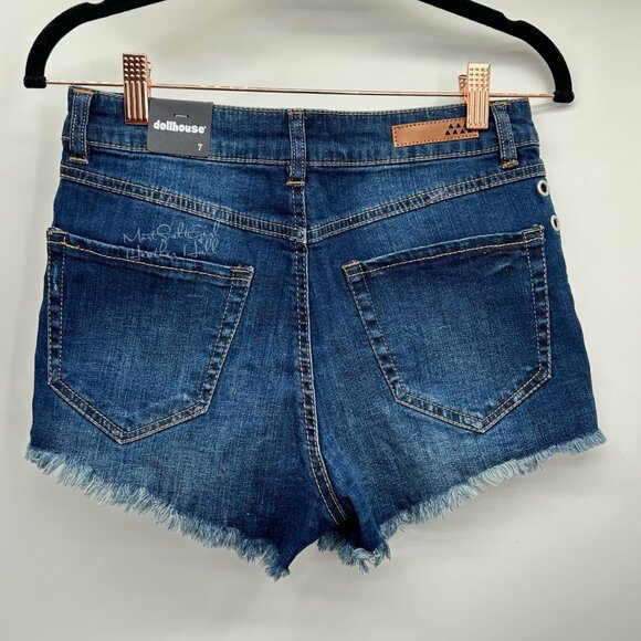 Dollhouse Dark Wash Andie Distressed Jean Shorts Size 7 Juniors - Picture 2 of 4